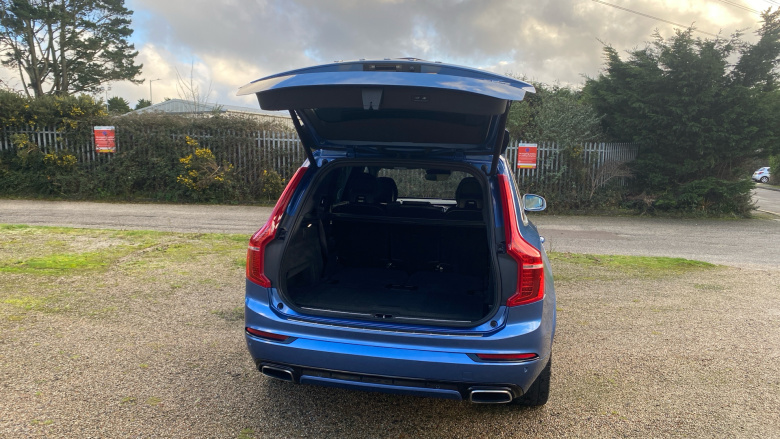 Volvo Xc90 2.0 T8 Hybrid R DESIGN Pro 5dr Geartronic Estate